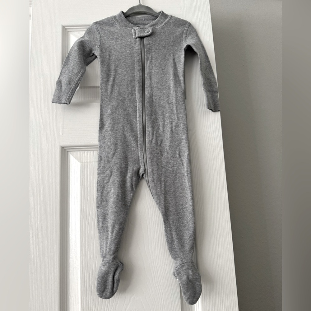 Hanna Andersson gray footed baby pajama